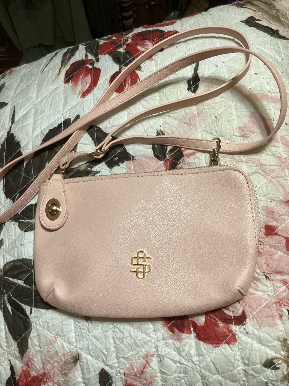 Pink Shoulder Bag with Gold Hardware